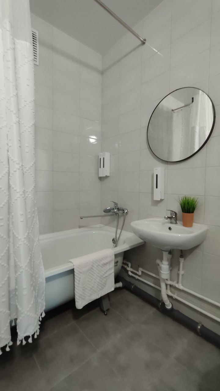 Светлая 2-к квартира в Кировском районе