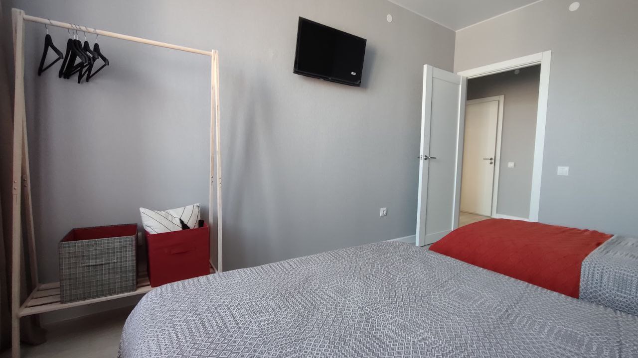 Светлая 2-к квартира в Кировском районе