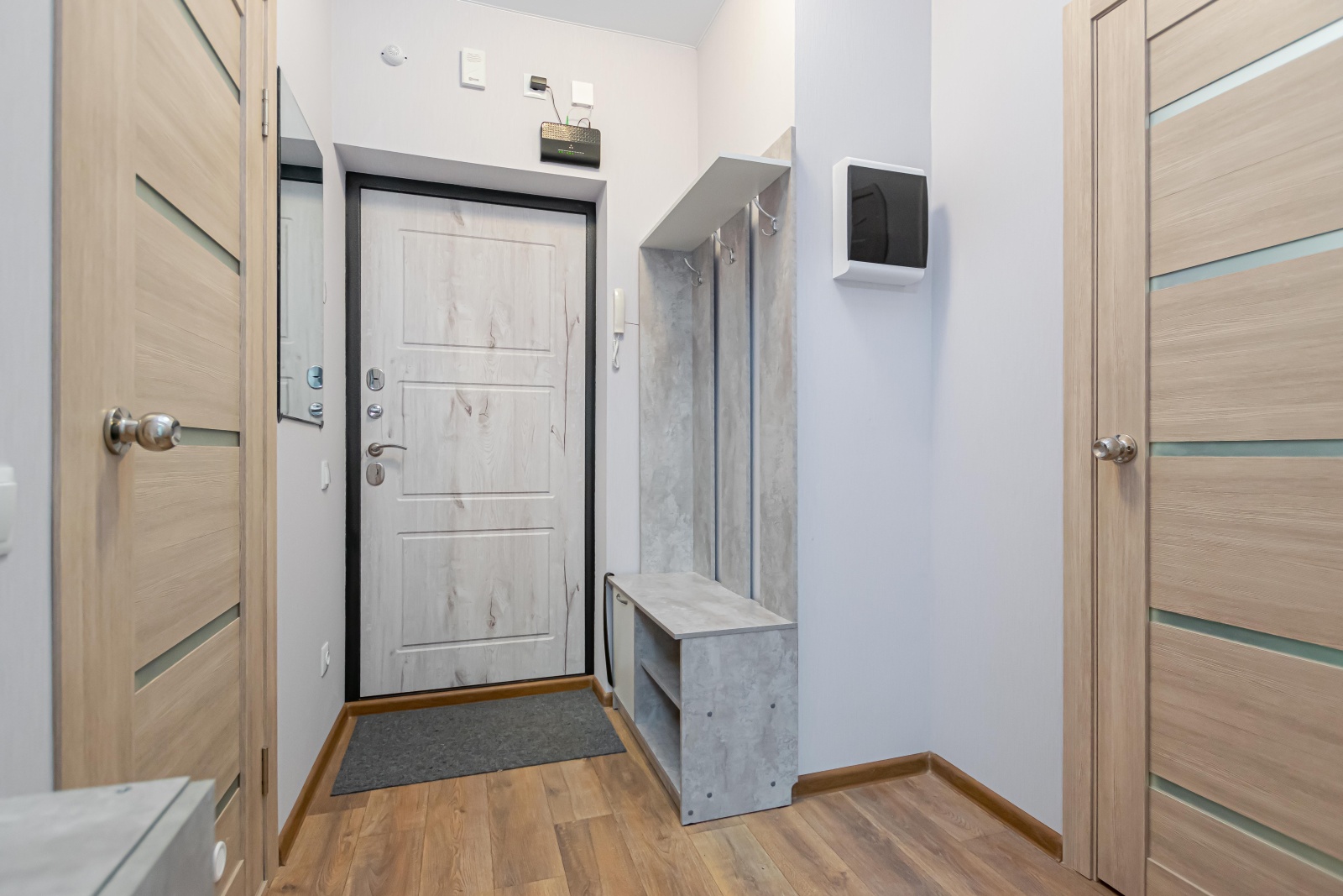 Уютная евро 2-комнатная квартира у Планеты