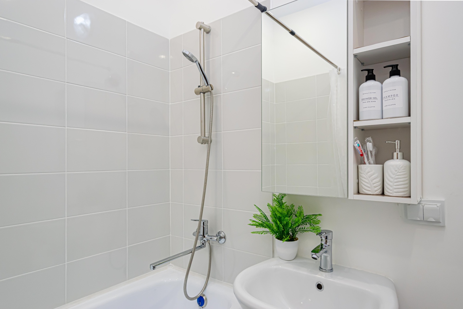 Уютная евро 2-комнатная квартира у Планеты