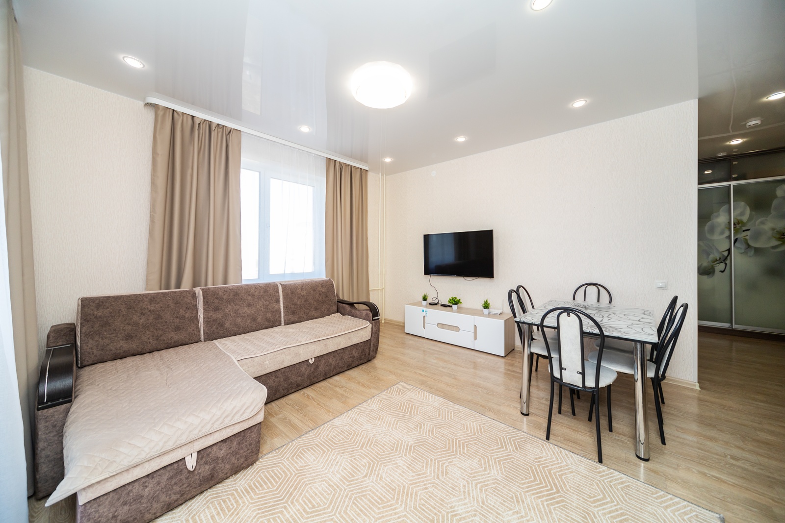 2-к квартира с просторной кухней-гостиной