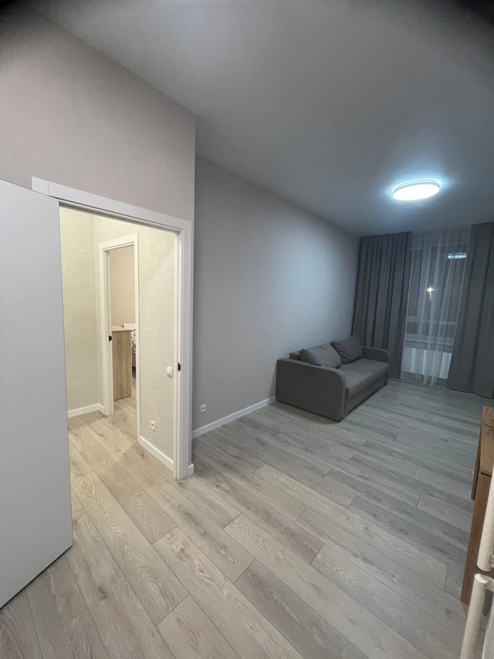 Отличнaя комфoртная eвpoдвушкa в Индуcтpиaльнoм paйoнe рядом с TЦ Плaнeта