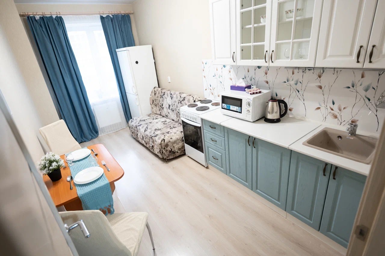 1-к. квартира, 43 м², 8/17 эт.