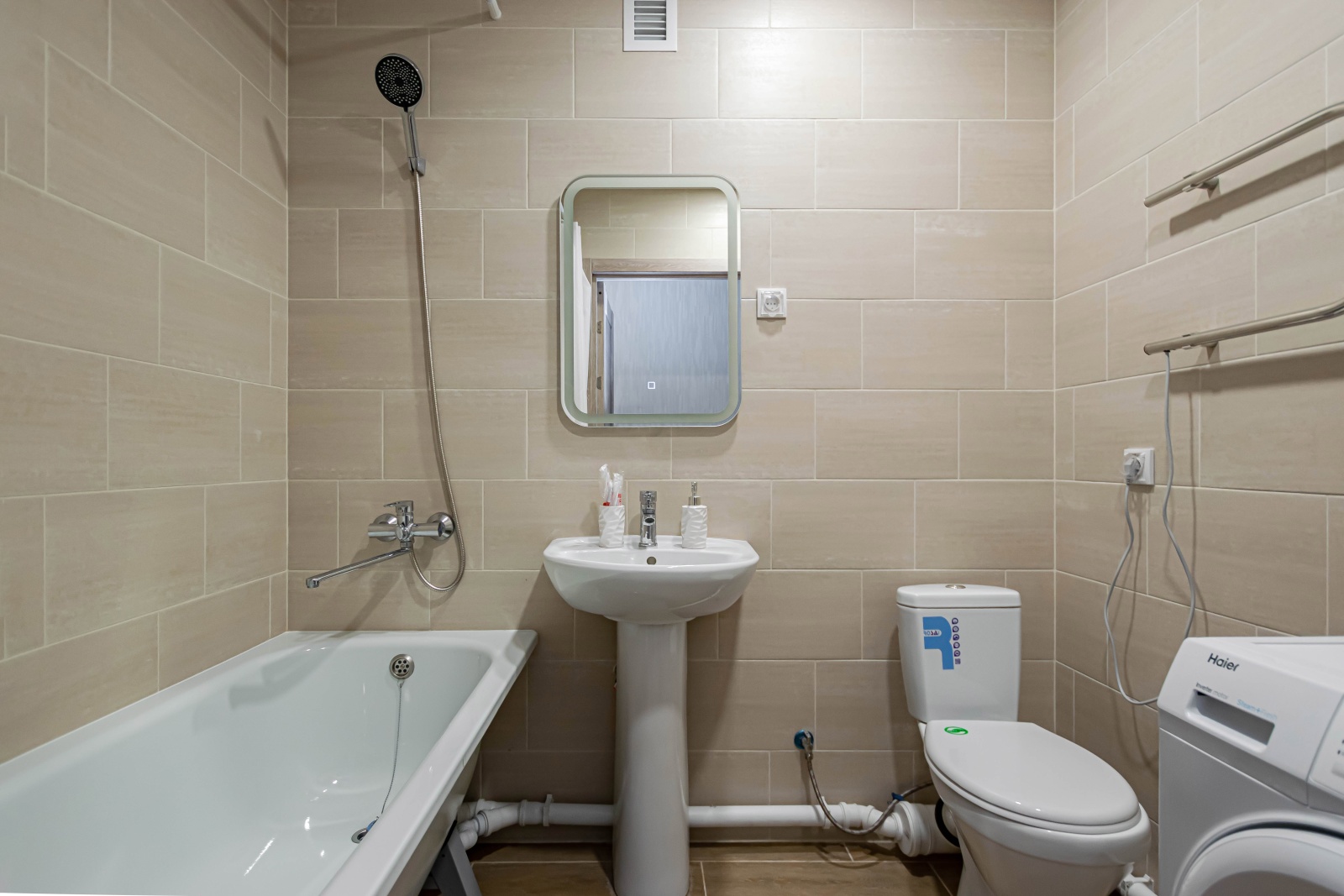 Уютная евро 3 комнатная квартира в ЖК Погода