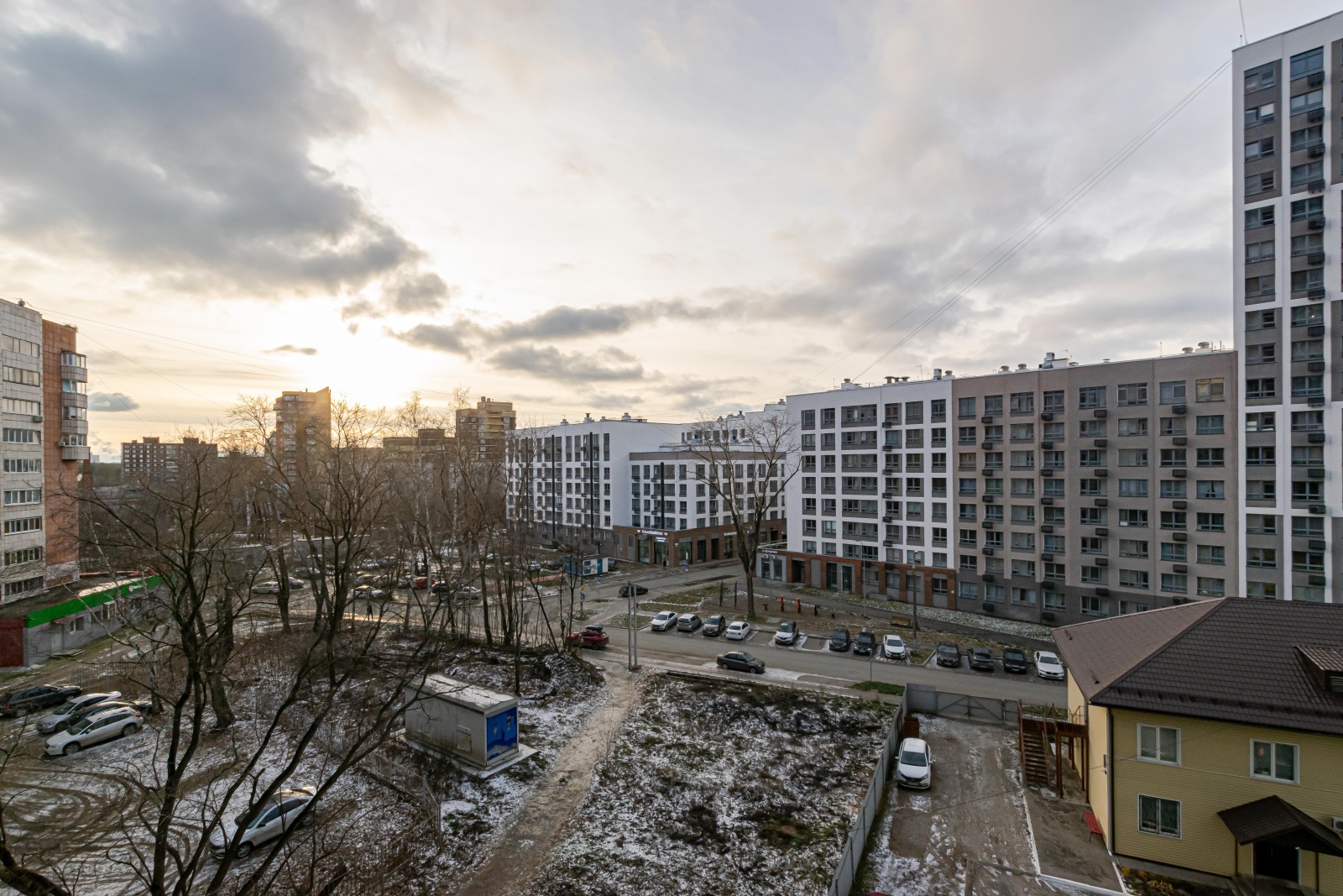 Уютная евро 2-комнатная квартира у ДКЖ