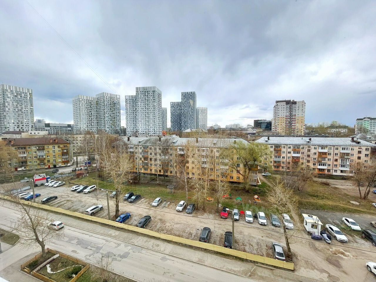 Свeтлaя студия в центрe гopoдa