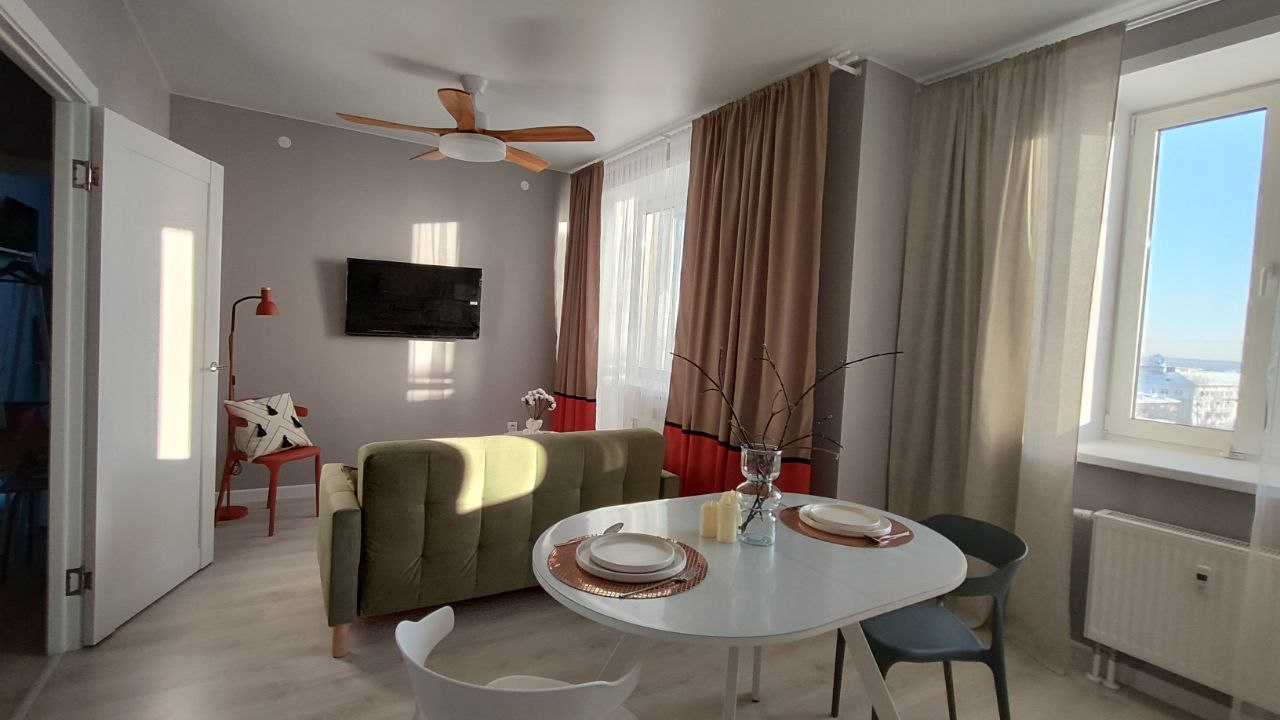 Светлая 2-к квартира в Кировском районе