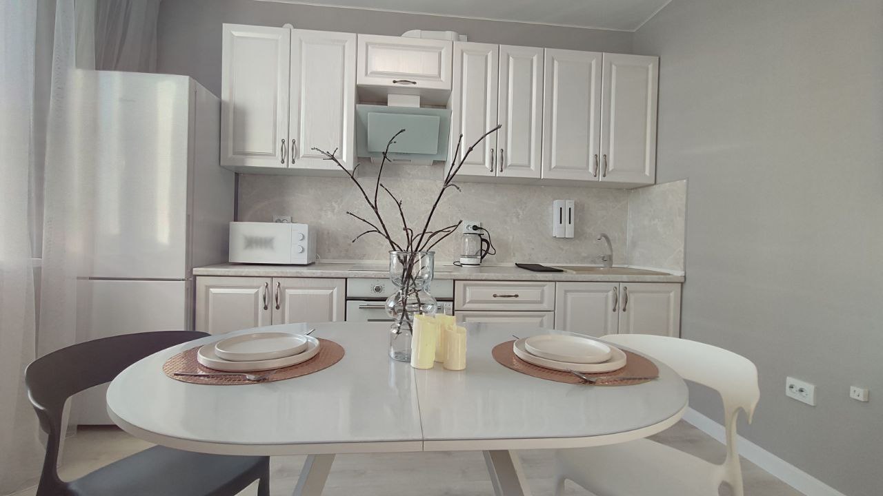 Светлая 2-к квартира в Кировском районе