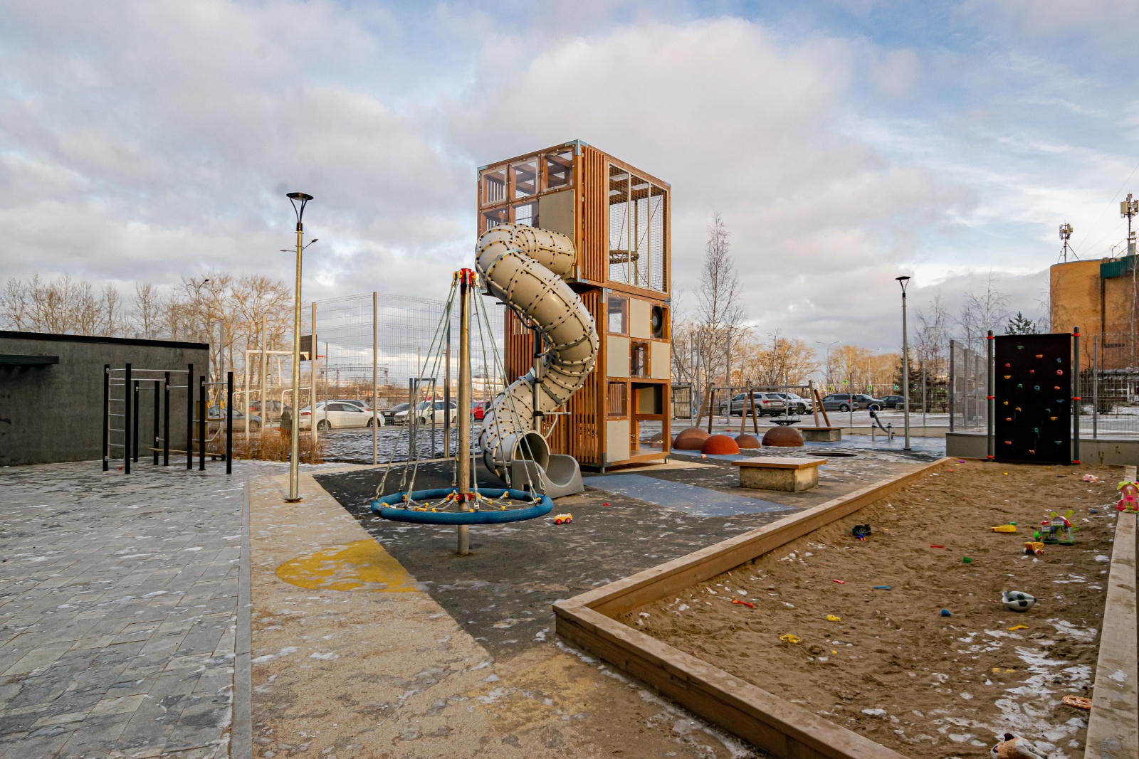 Уютная евро 2-комнатная квартира у ДКЖ