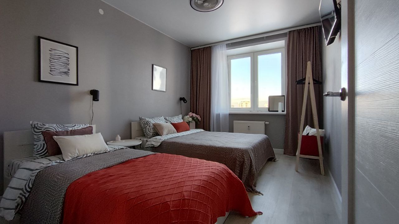 Светлая 2-к квартира в Кировском районе