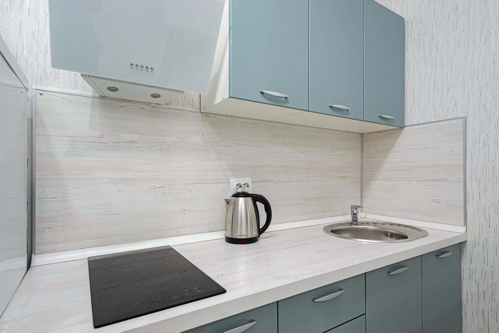 Уютная студия у ДКЖ