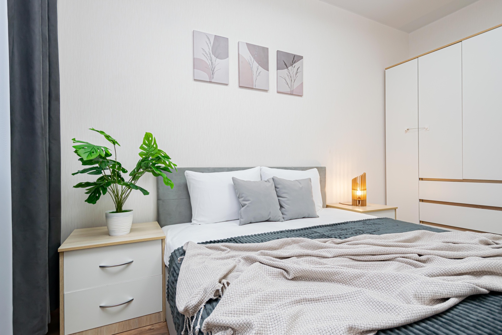 Уютная евро 2-комнатная квартира у Планеты